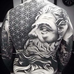 amzing tattoo for men on back