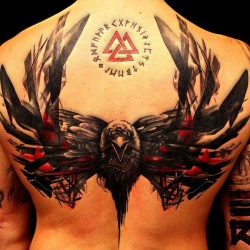 seven kingdoms store tattoo crow on back
