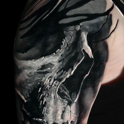 amazing skull on arm