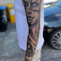 two face on shoulder