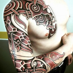 design on shoulder