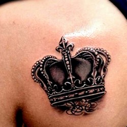 female crown