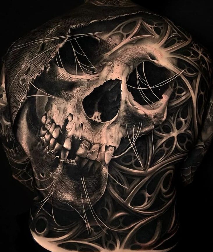 amazing skull tattoos on back