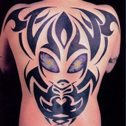 alien tribal tattoo
