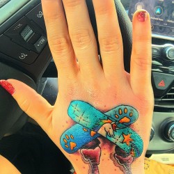 bow on hand